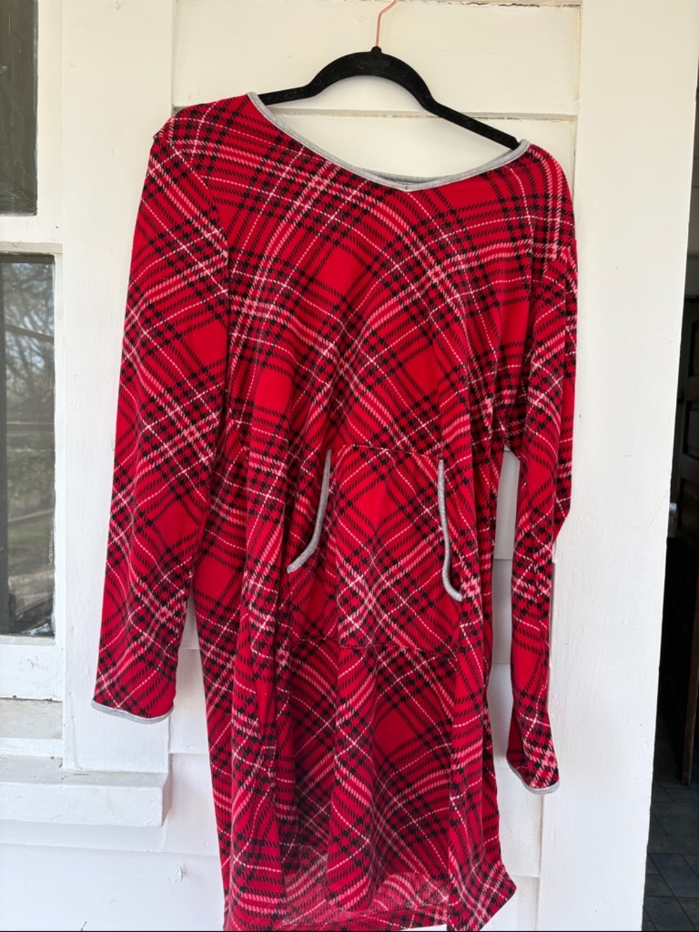croft & barrow Red and Black Plaid Intimates Top
